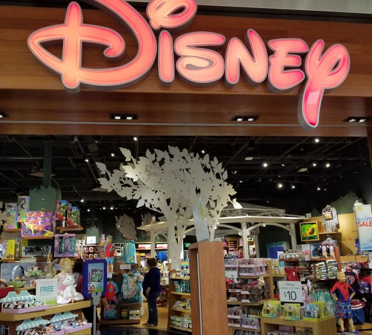Disney Store (Montebello,&nbspCA)